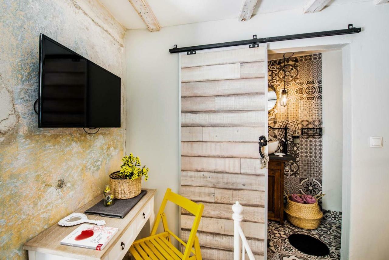 Livo Disno 12 Apartment Split Exterior photo