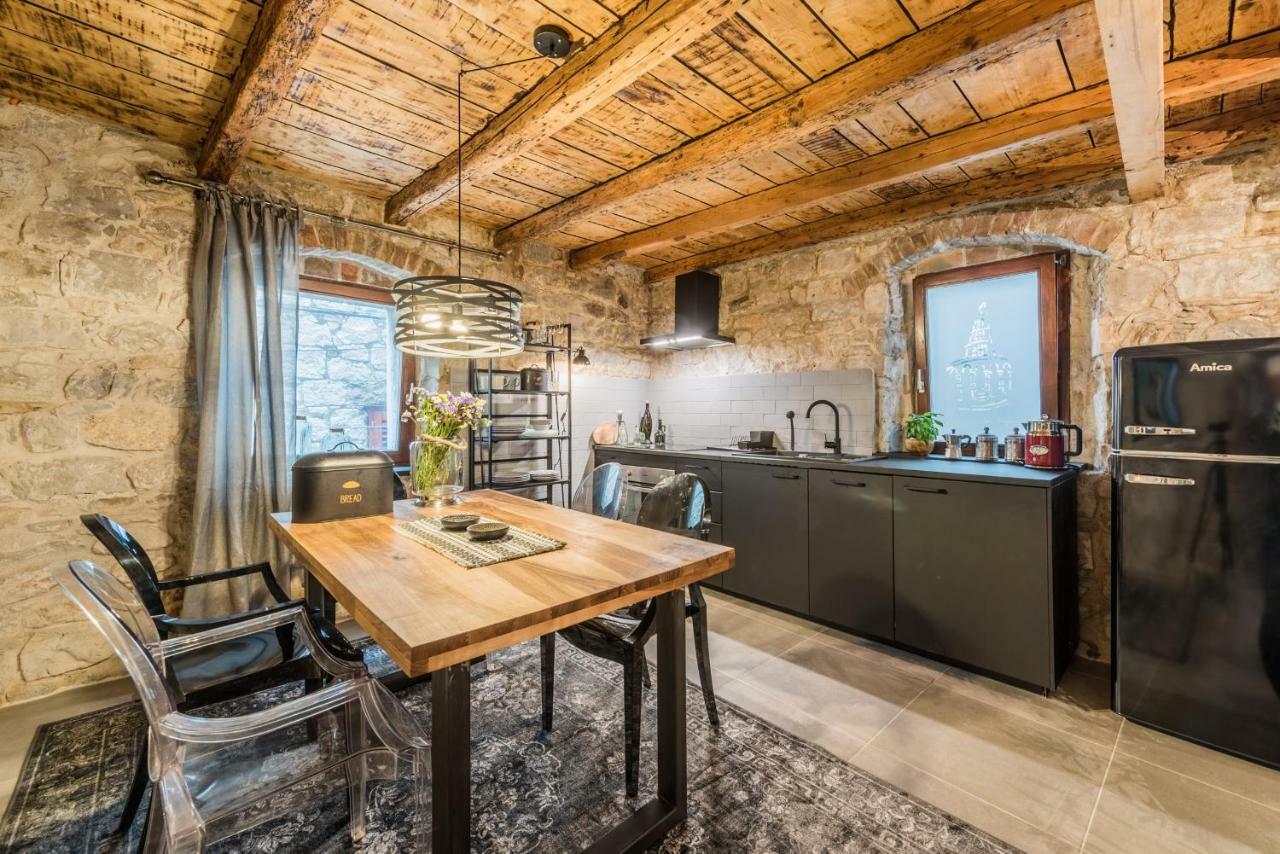 Livo Disno 12 Apartment Split Exterior photo