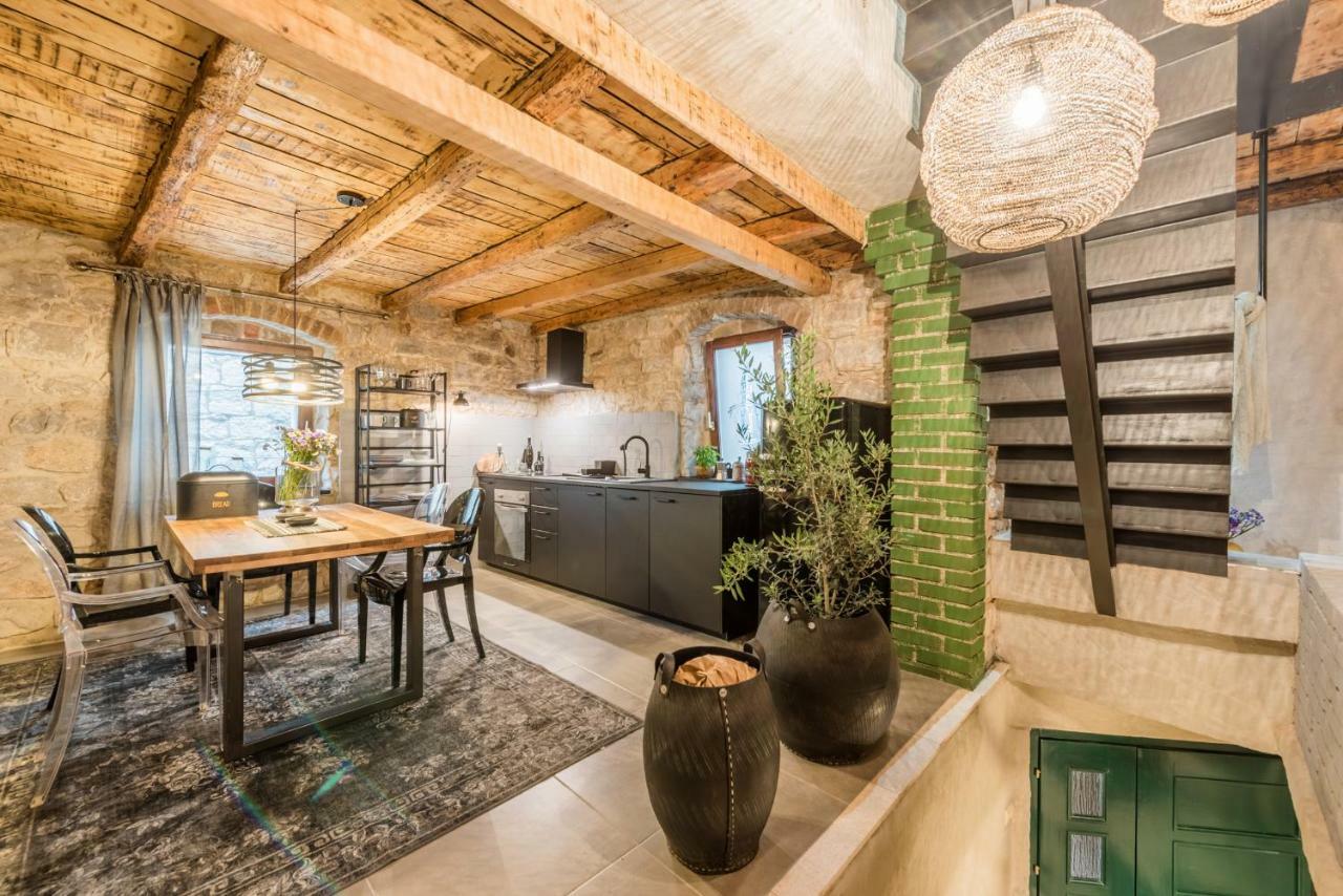 Livo Disno 12 Apartment Split Exterior photo